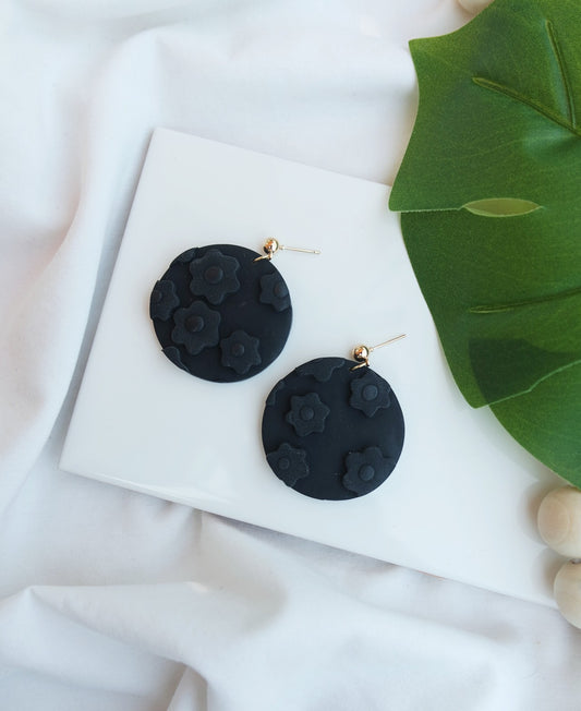 Black Flower Circle Stud