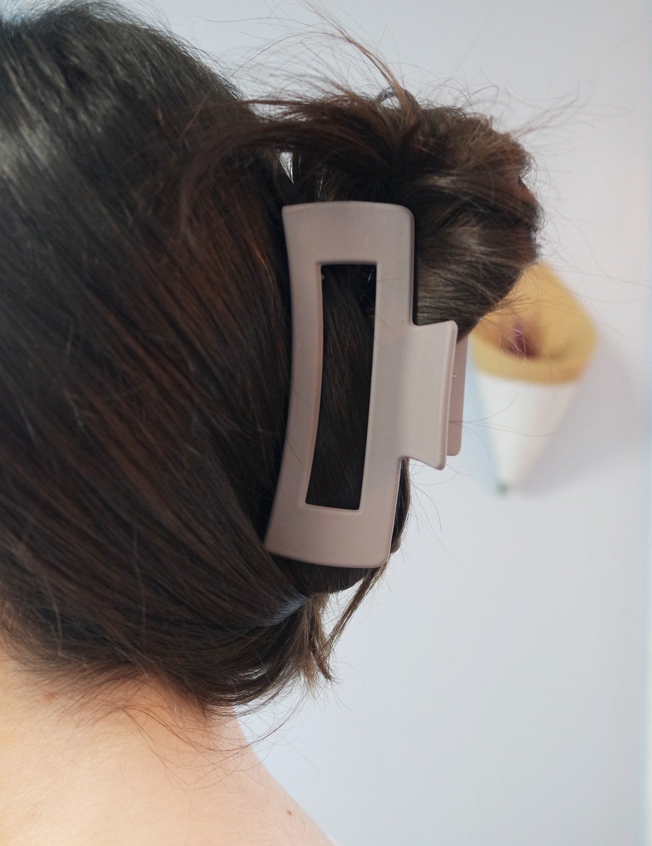 Rectangle Cut-Out Matte Hair Clip