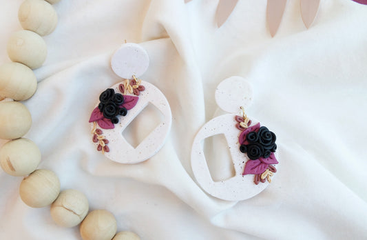 White Speckled Flower Arrangement Dangle