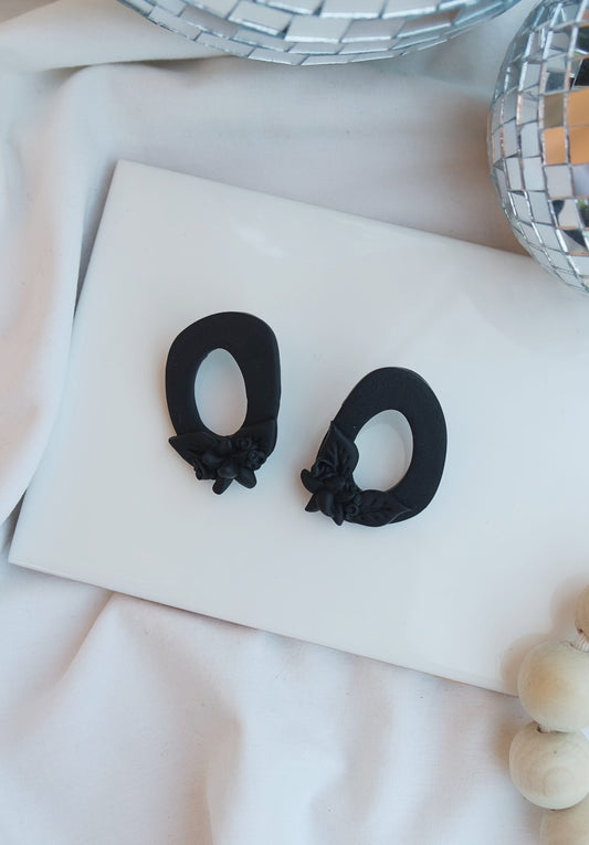 Black Floral Arrangement Stud
